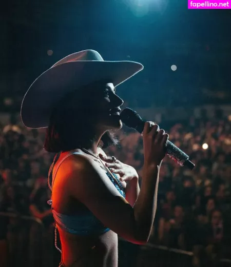 Becky G OnlyFans Thumbnail #kOmsGpLOEV