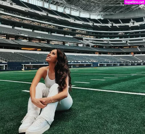Becky G OnlyFans Thumbnail #lQTXoIH0Tc