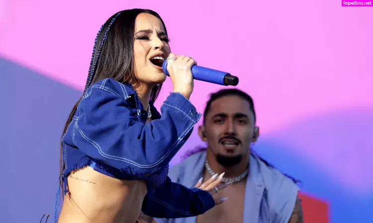Becky G OnlyFans Thumbnail #pBYP5OZrFc