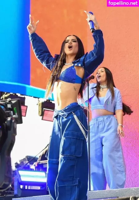 Becky G OnlyFans Thumbnail #q4unOeD7bY