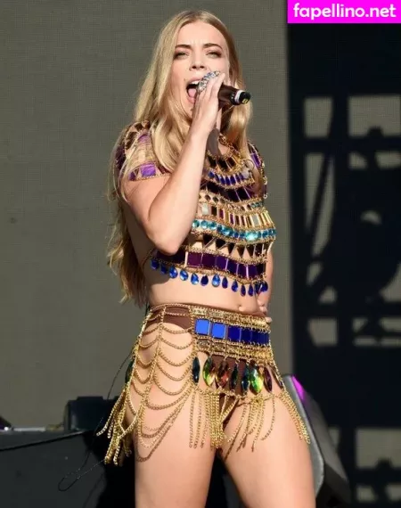 Becky Hill OnlyFans Thumbnail #mUII78KMop