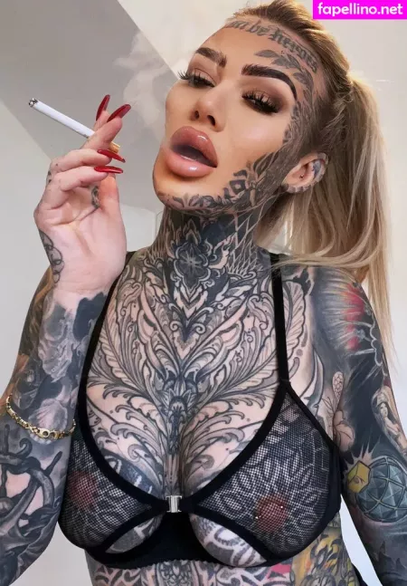 Becky Holt OnlyFans Thumbnail #EO09hPIBEA