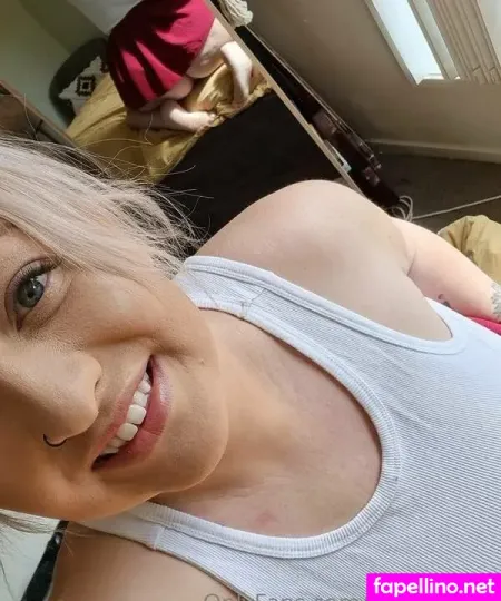 Becky St Clair Vip OnlyFans Thumbnail #XoOb8Wxquw