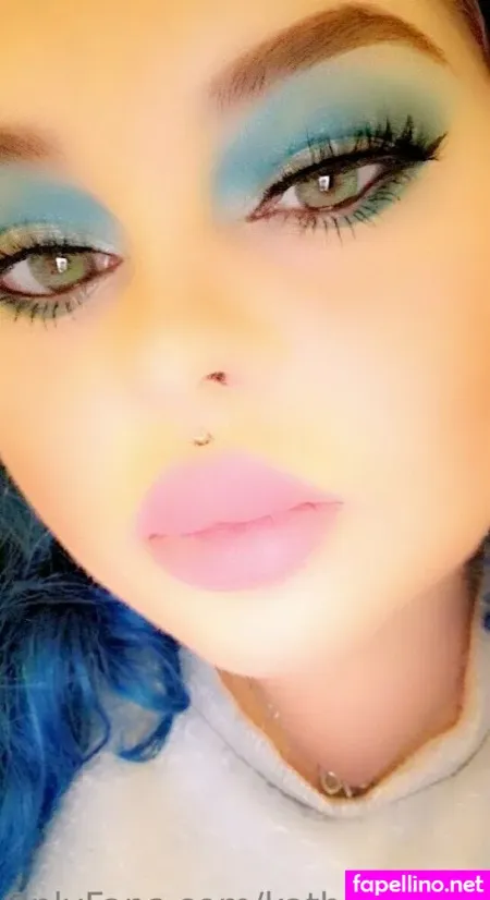 Beckybeefree Main Profile Photo