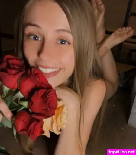 Beckybooktoes OnlyFans Thumbnail #1ALW0p0ZGI
