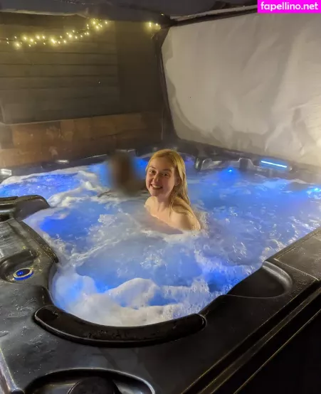 Beckychase OnlyFans Thumbnail #VvC3dB5HIc