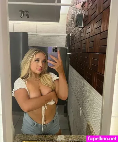 Beckyexclusives OnlyFans Thumbnail #LvqbCOgbQd