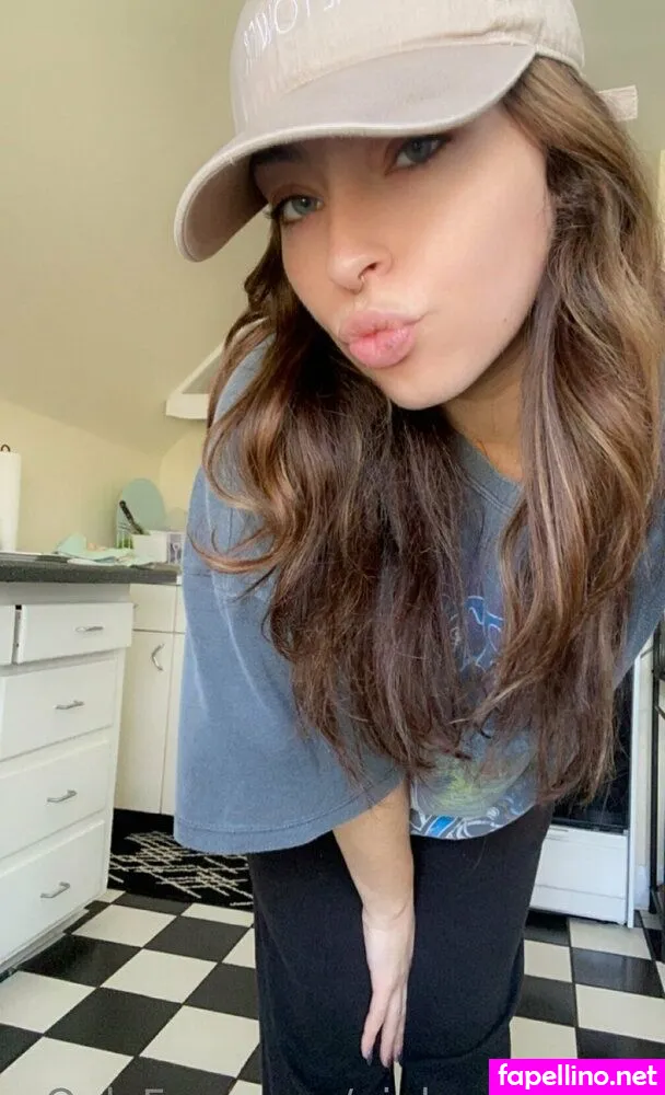 bedheadbetty, molla_gator_ Nude Leaked OnlyFans Photo #lL2MZg6HAH