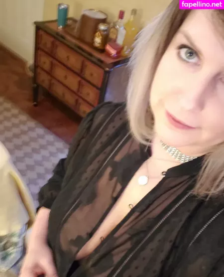 Bee88i OnlyFans Thumbnail #2eLwW6pAde