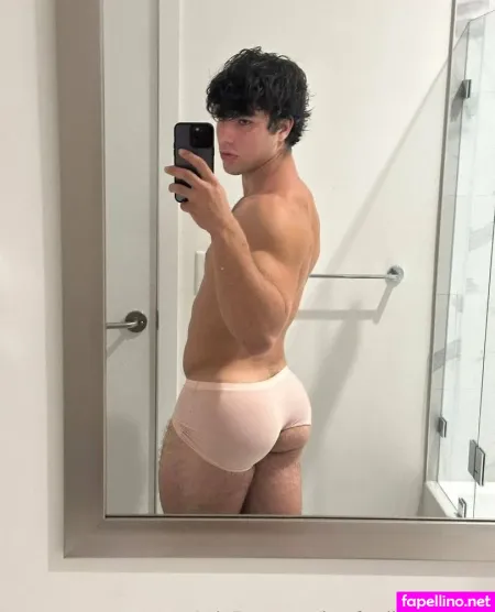 Beefwellingtonfree OnlyFans Thumbnail #jLC3nmp5C8