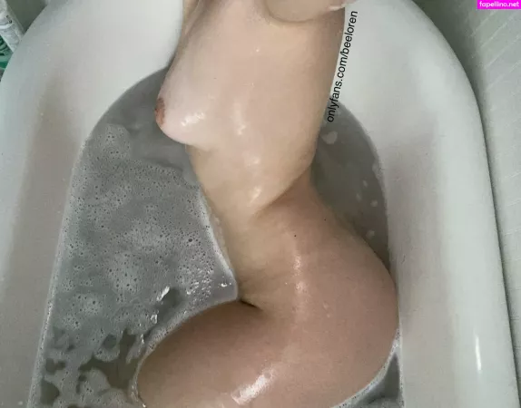 Beeloren OnlyFans Thumbnail #jIInJsJbSY