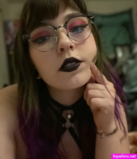 Beelzebubswhore OnlyFans Thumbnail #0m0LdQK579
