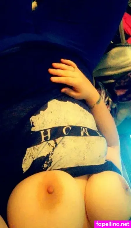 Beenthatb1tch OnlyFans Thumbnail #E1JX5WTkFt