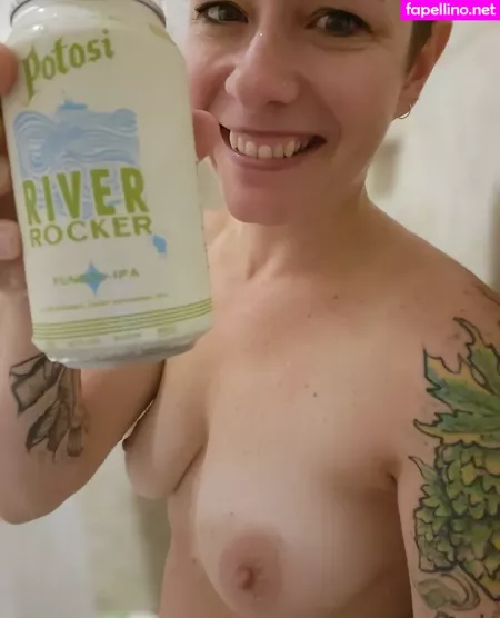 Beerbabes 1 OnlyFans Thumbnail #3pg4CXJmJ9