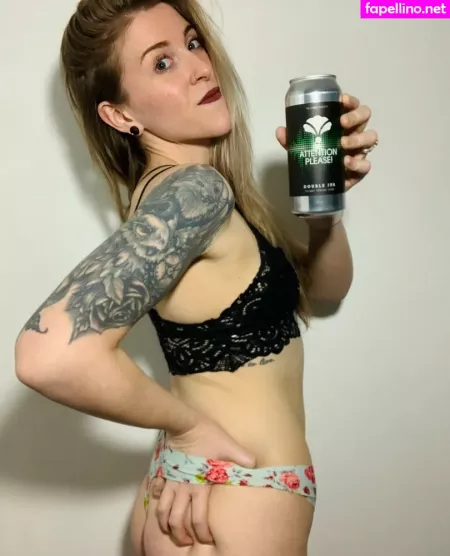 Beerbabes 1 OnlyFans Thumbnail #49F4i27iBf