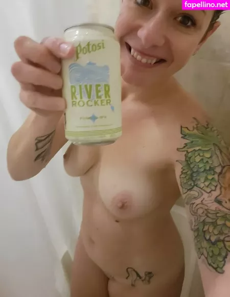 Beerbabes 1 OnlyFans Thumbnail #YhupIJFOlO
