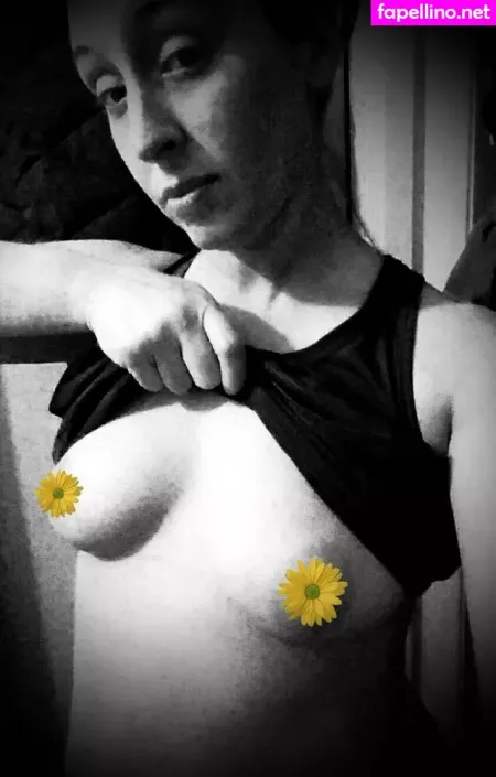 Beersoakedangel02 OnlyFans Thumbnail #7cFihPNk87