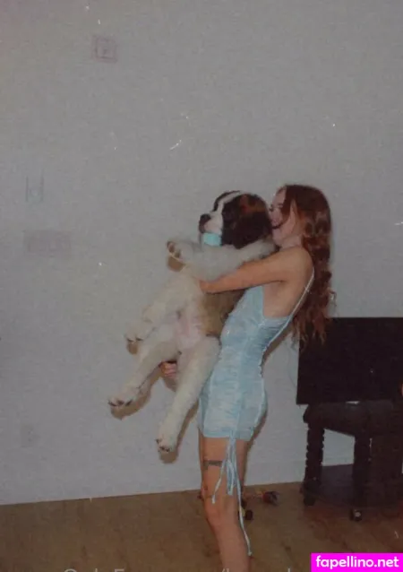 Bees Honey Pot OnlyFans Thumbnail #W0FNJ6Vn74