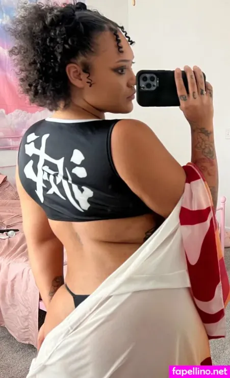 Beeuzui OnlyFans Thumbnail #YROraLw0Kh