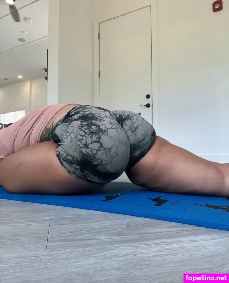 Beeuzui OnlyFans Thumbnail #icShR6r6mi