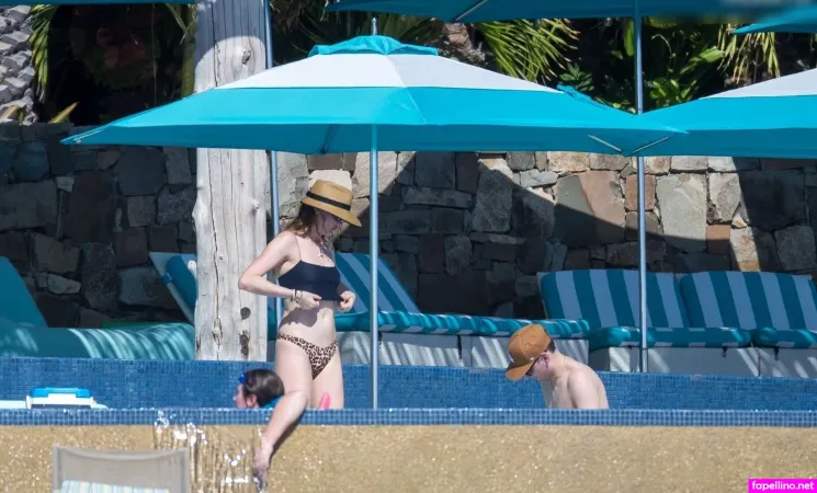 Behati Prinsloo OnlyFans Thumbnail #0lrQggoLPf