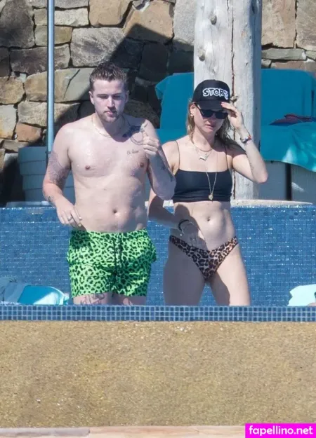 Behati Prinsloo OnlyFans Thumbnail #8IhGfOYV9s