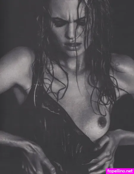 Behati Prinsloo OnlyFans Thumbnail #8L6AHF2s7A