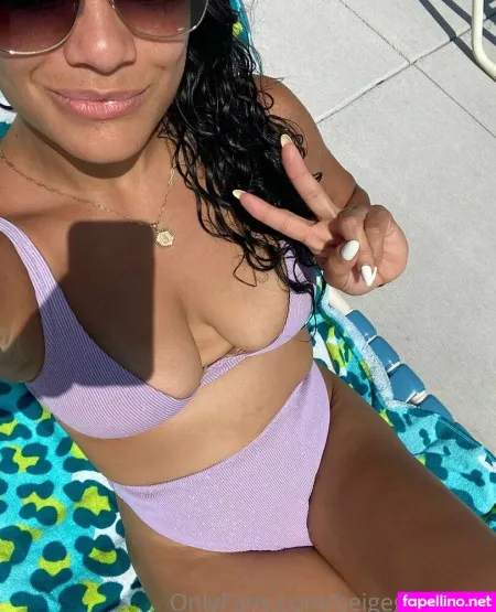 Beigegirlmagic OnlyFans Thumbnail #PTcoT4WxBR