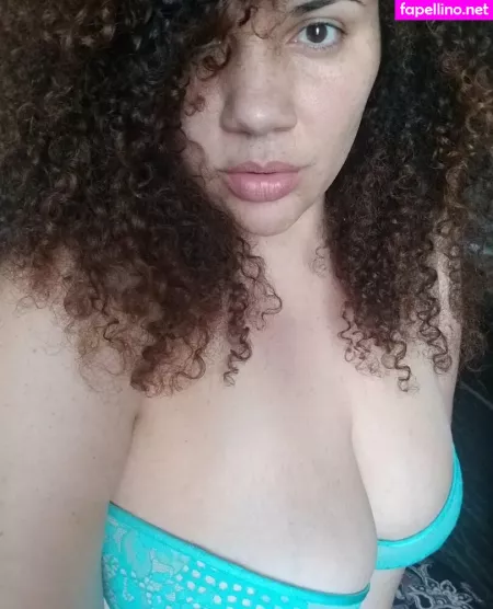 Beigewunder OnlyFans Thumbnail #9sEpZwP0Ho