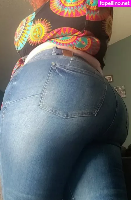 Beigewunder OnlyFans Thumbnail #Ou5UrFG7fd