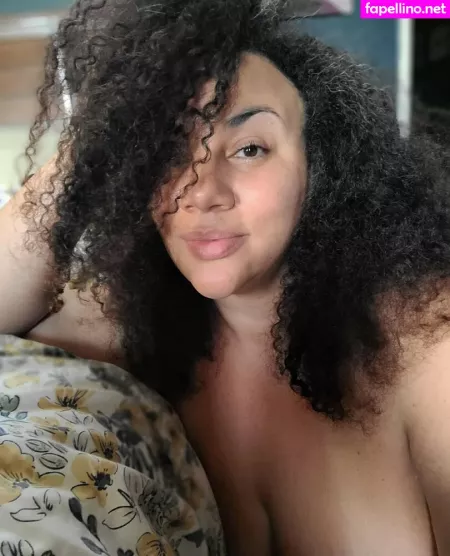 Beigewunder OnlyFans Thumbnail #R72lOJ0VuE