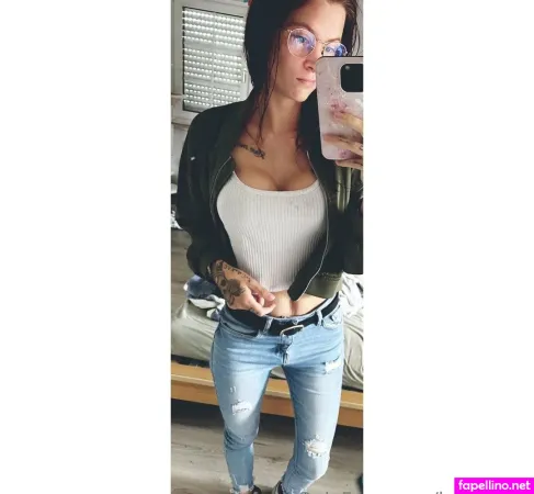 Bekki Red OnlyFans Thumbnail #Cfx0kdKQbh