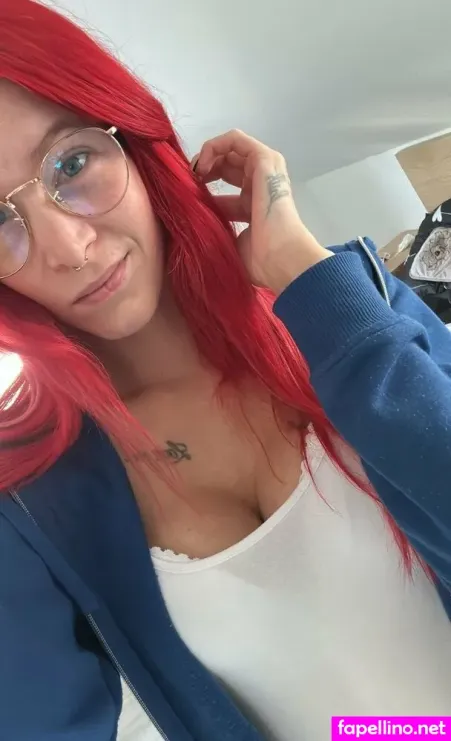 Bekki Red OnlyFans Thumbnail #WGXVrb4cW3