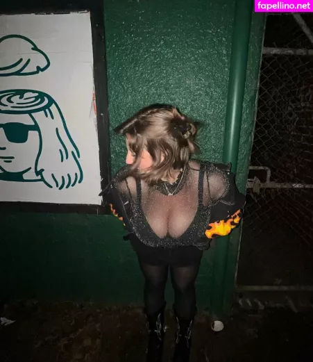 Bel Larcombe Slice Of Salami OnlyFans Thumbnail #hXtC6WCsjQ