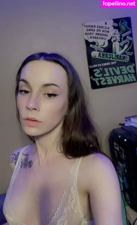 Bel0vedbambi OnlyFans Thumbnail #F054DmnGp7