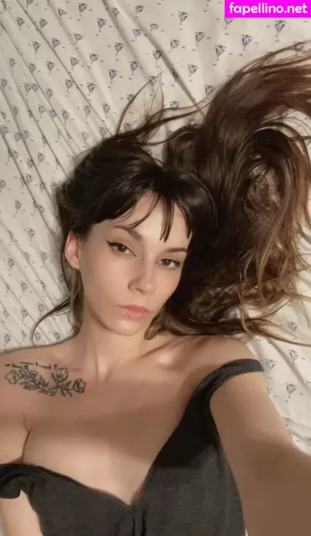 Bel0vedbambi OnlyFans Thumbnail #gMcz6BZaYA