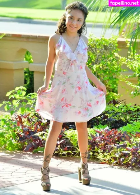 Bella Banks OnlyFans Thumbnail #4PWI51FoEB