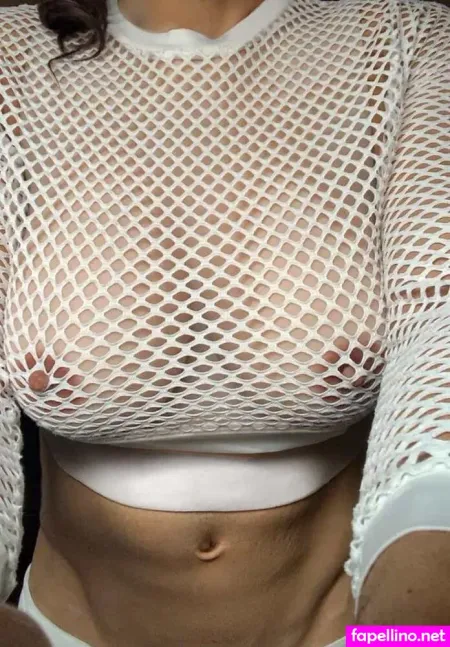 Bella Barnes OnlyFans Thumbnail #xKOX1MDu9w