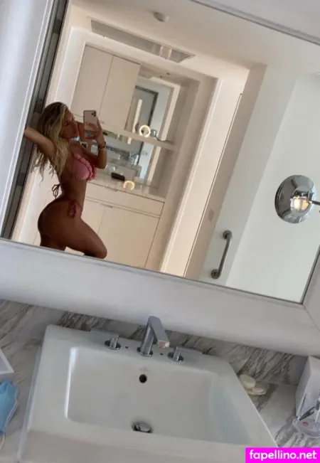 Bella Basile OnlyFans Thumbnail #zhmBmaqEY8