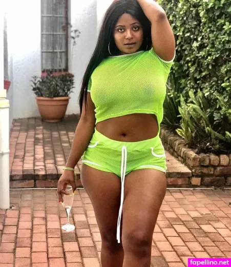 Bella Batista OnlyFans Thumbnail #x6Vlj5XNql