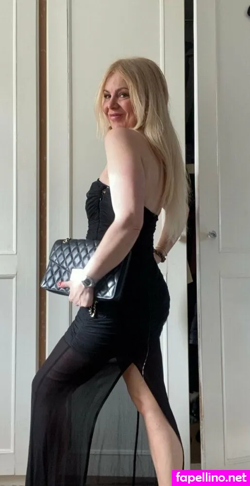 bella-bella, bellabellaofficial Nude Leaked OnlyFans Photo #9xLZz6evnW