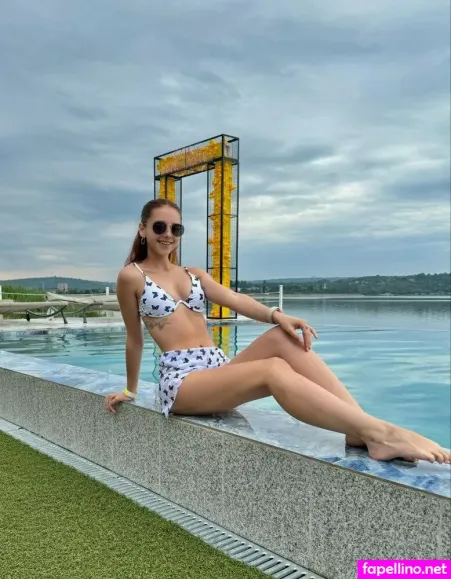 Bella Bella18 OnlyFans Thumbnail #QuxkBKtpTy