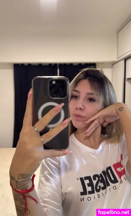 Bella Bombastisch OnlyFans Thumbnail #0JoDK7MUkV