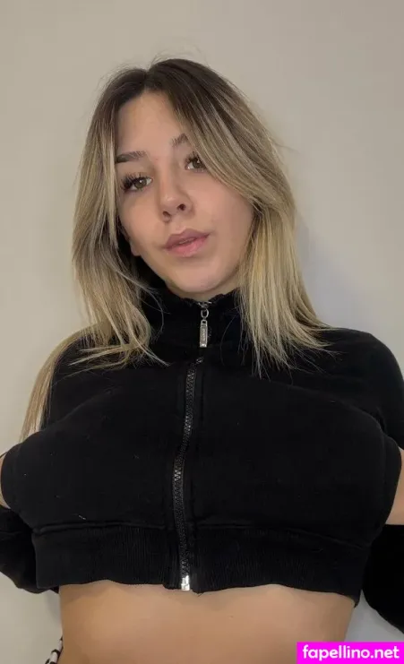 Bella Bombastisch OnlyFans Thumbnail #4Glx3GWHcz