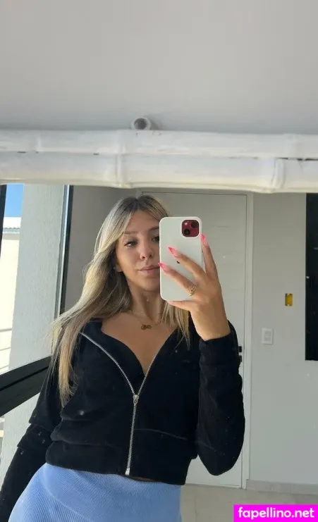 Bella Bombastisch OnlyFans Thumbnail #ygWk69MXYg