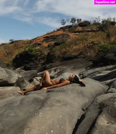 Bella Campos OnlyFans Thumbnail #CxvMfmumuD