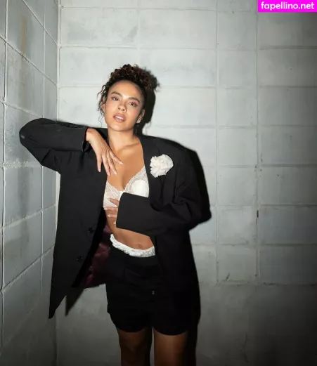 Bella Campos OnlyFans Thumbnail #nMmCbdRV8b