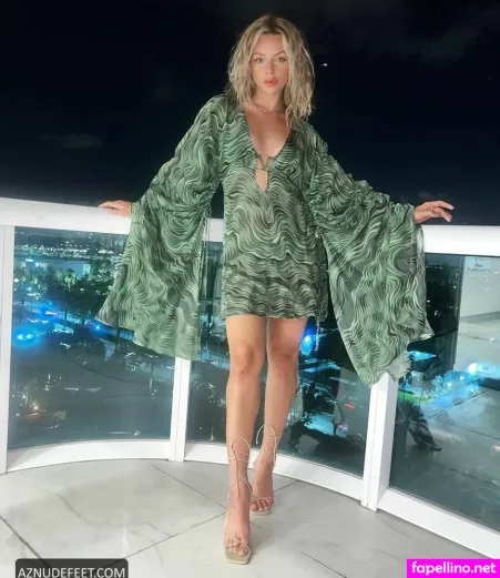 Bella Chadwick OnlyFans Thumbnail #TUytc4psAx