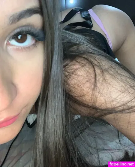 Bella Ciin OnlyFans Thumbnail #LXExw2Nc7Y