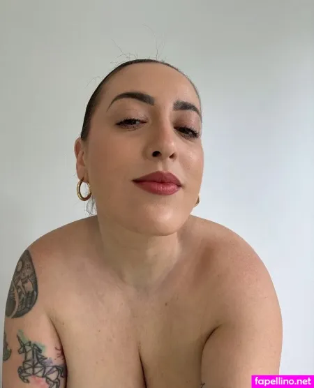 Bella Davis 1 OnlyFans Thumbnail #MswDA7Bth1